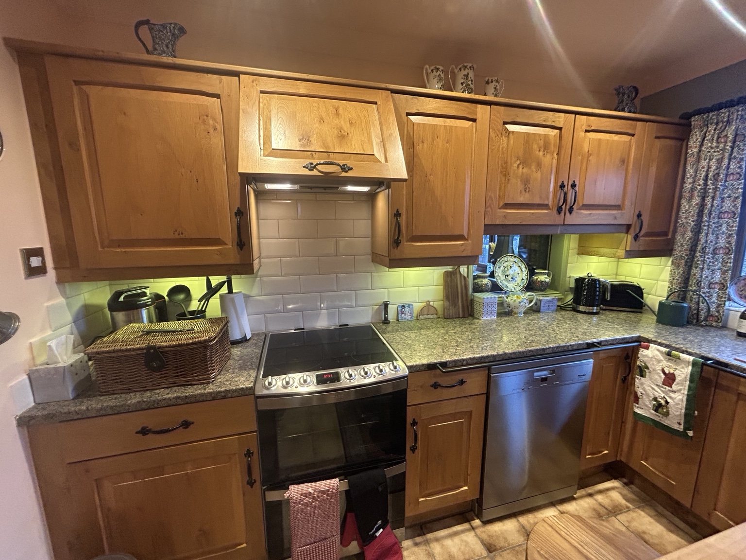 Kitchen door spraying and refurbishment
